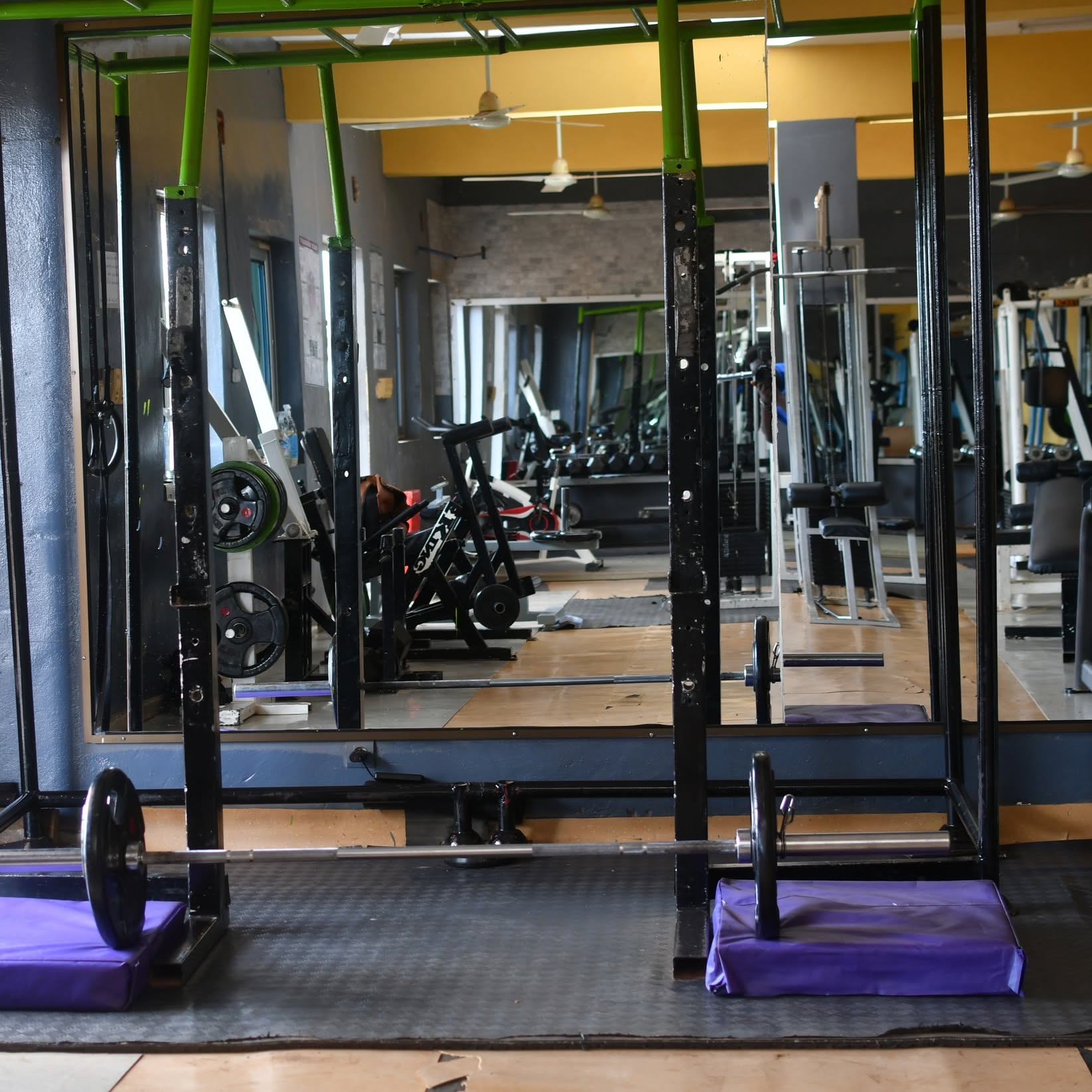 Séance d'entraînement au Centre Fitness chez Cissé, Cissin