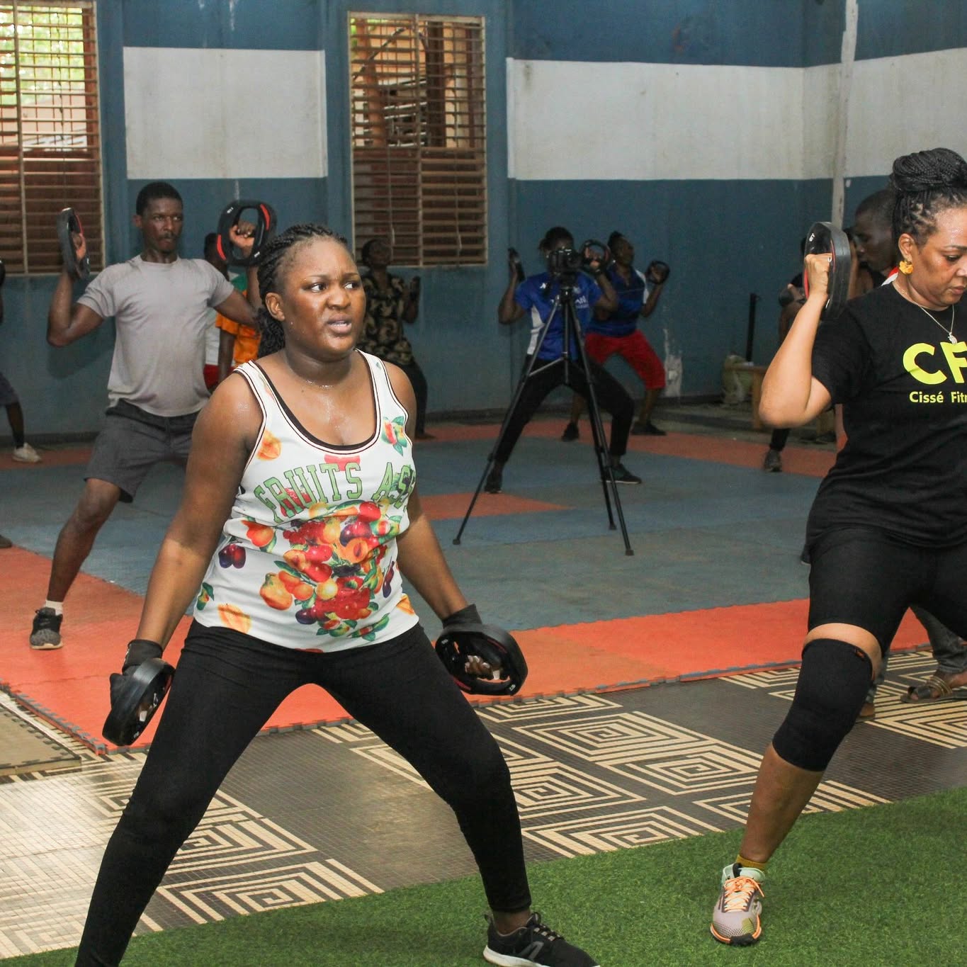 Cours collectif au Lycée Bogodogo, Centre Fitness chez Cissé