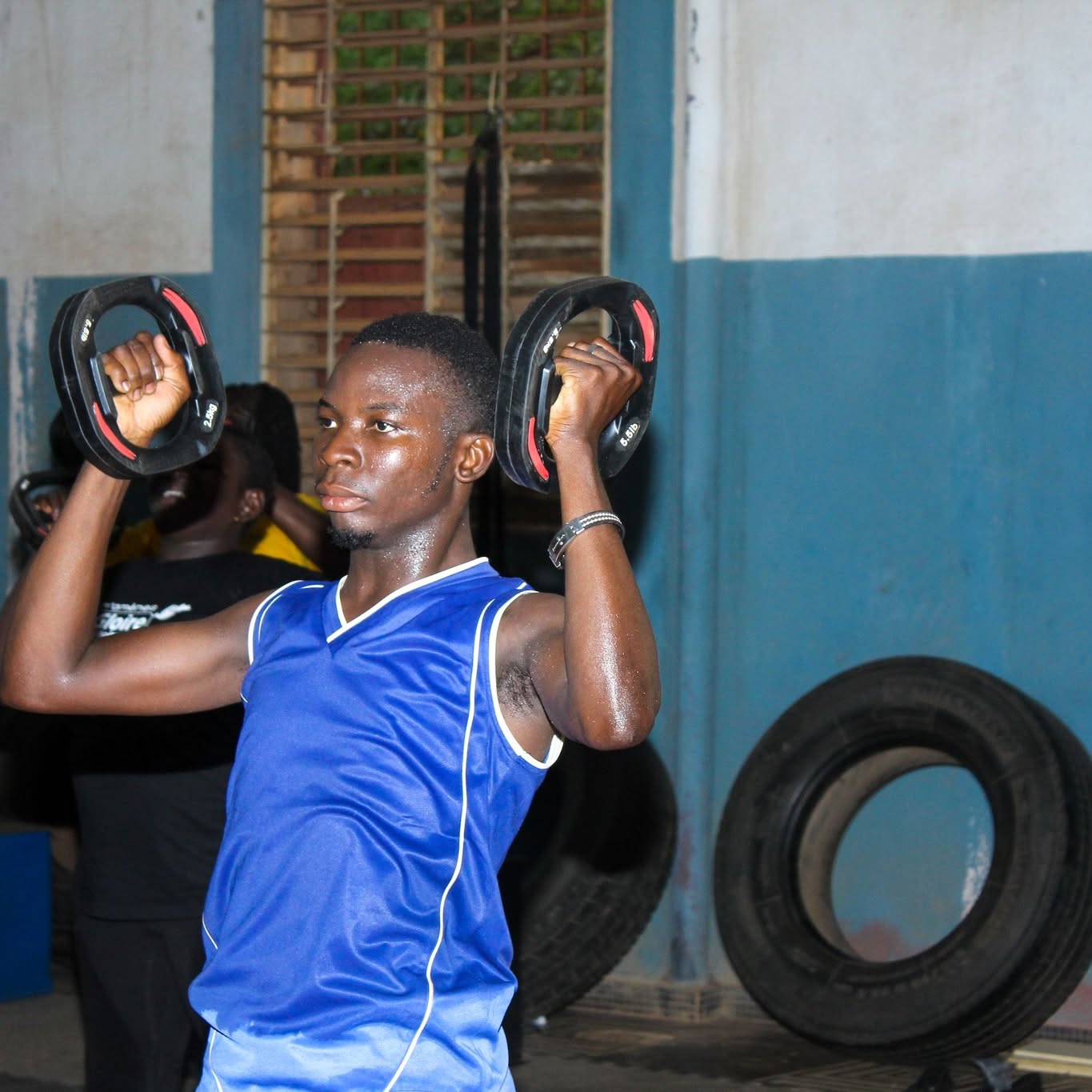 Cours collectif au Lycée Bogodogo, Centre Fitness chez Cissé