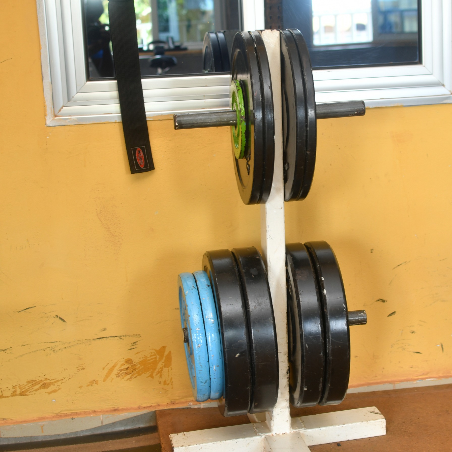 Séance d'entraînement au Centre Fitness chez Cissé, Cissin